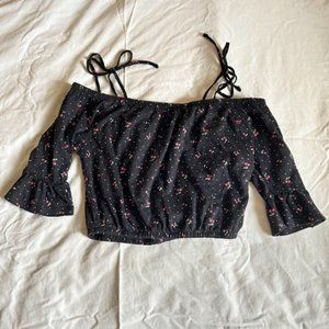 Cropped Black Cherry Blouse Size Small